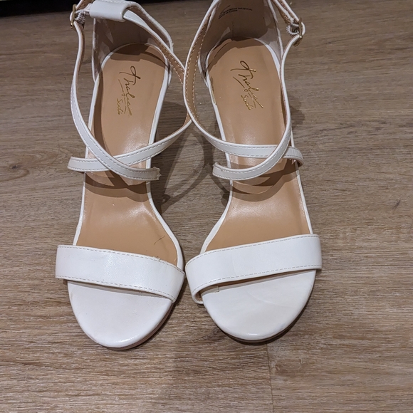 White Strappy Sandal Heels - Picture 1 of 6